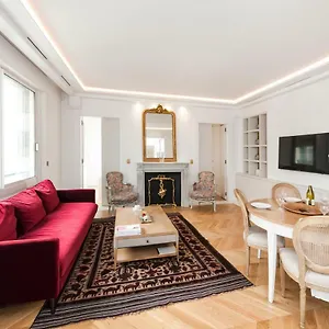  Apartment Luxury Montaigne